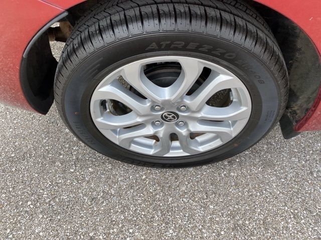 Used 2016 Scion iA FWD image 31
