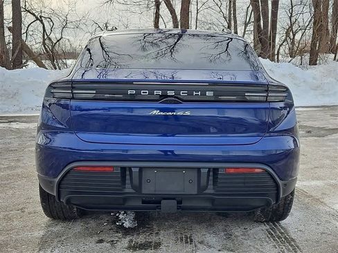 Used 2025 Porsche Macan 4S Electric image 6