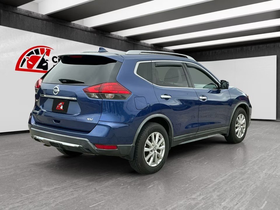 Used 2017 Nissan Rogue SV w/ SV Premium Package FWD image 5