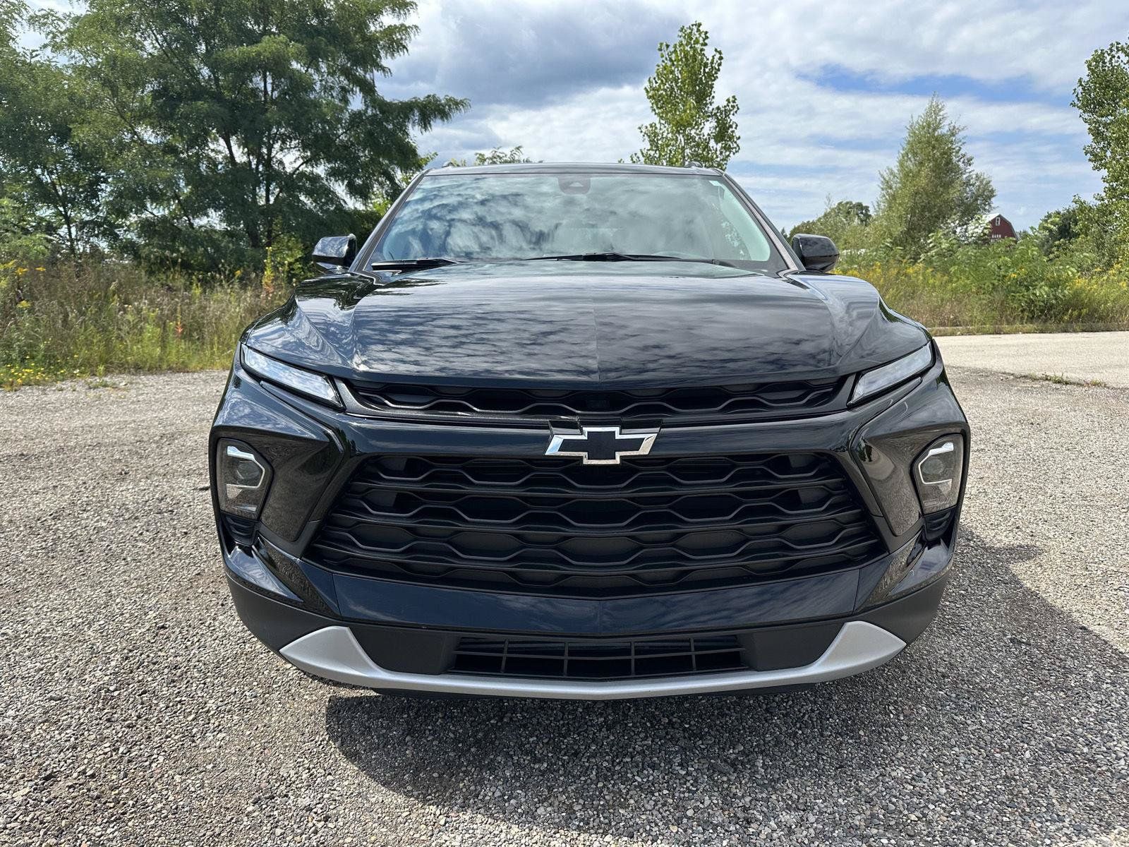 Certified 2023 Chevrolet Blazer LT w/ Convenience Package AWD/4WD image 3