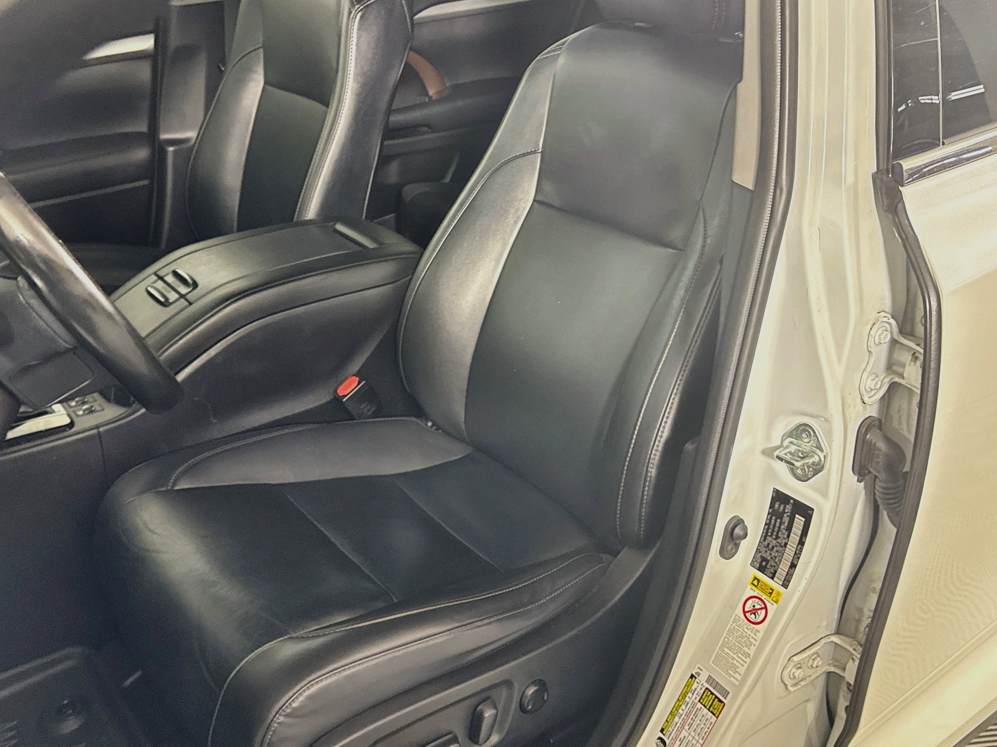 Certified 2019 Toyota Highlander XLE AWD/4WD image 21