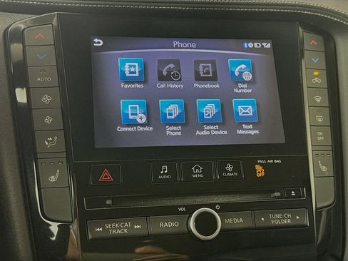 Used 2019 INFINITI QX50 Luxe w/ Navigation Package image 18