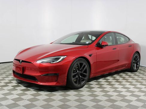 Used 2022 Tesla Model S image 3