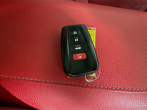 Used 2019 Toyota Camry XSE w/ Navigation Package FWD image 42