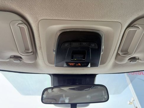 Used 2024 Toyota Corolla LE FWD image 38