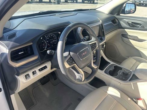Used 2023 GMC Acadia Denali FWD image 11