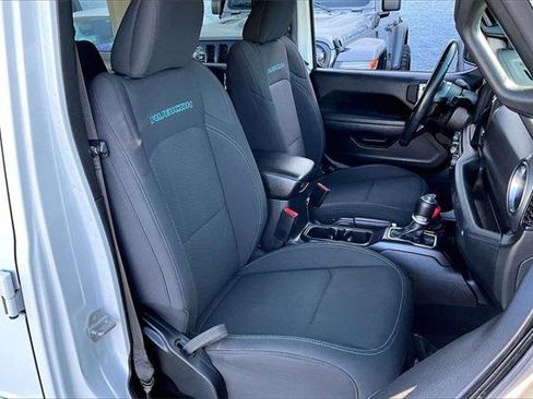 Certified 2022 Jeep Wrangler Unlimited Rubicon 4xe image 6