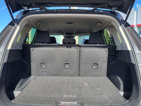 Used 2023 Nissan Rogue SV image 21