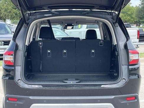 Used 2025 Honda Pilot EX-L image 28