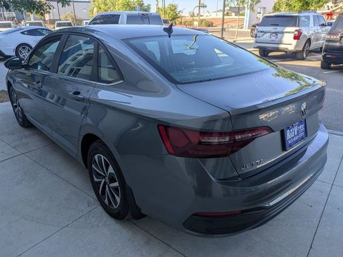 Used 2023 Volkswagen Jetta S FWD image 4