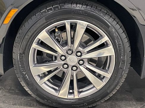 Used 2023 Cadillac XT5 Premium Luxury AWD/4WD image 16