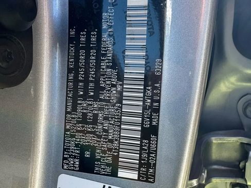 Used 2015 Toyota Venza XLE image 39