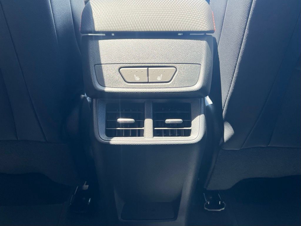 New 2026 Chevrolet Equinox RS w/ Convenience Package III FWD image 17
