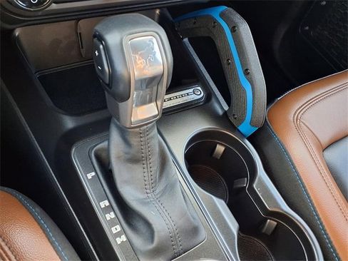 Used 2023 Ford Bronco Outer Banks image 19