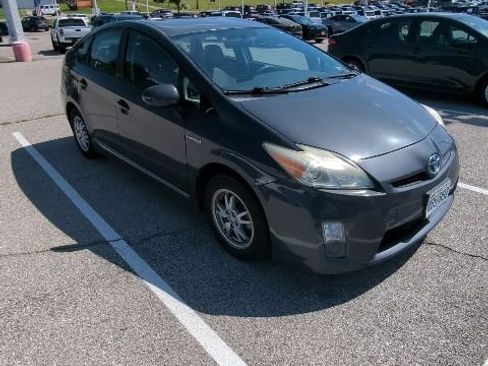 Used 2010 Toyota Prius Two FWD image 7