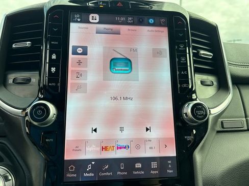 Used 2025 RAM 1500 Laramie image 22