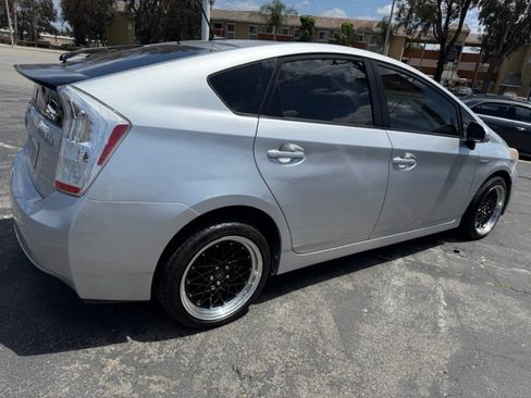 Used 2010 Toyota Prius Five FWD image 7