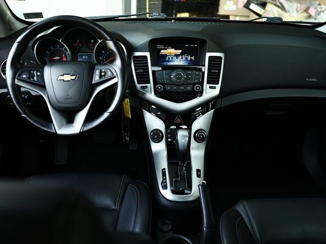 Used 2015 Chevrolet Cruze LT FWD image 25