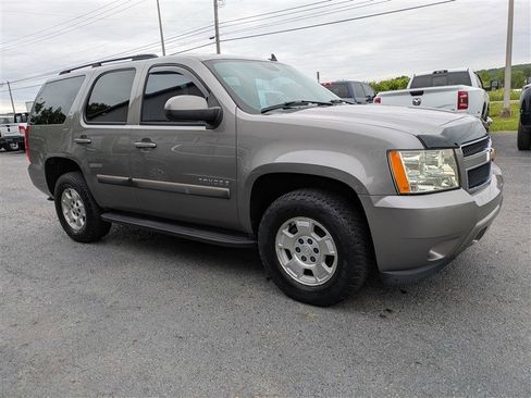Used 2007 Chevrolet Tahoe LT w/ LT Preferred Equipment Group AWD/4WD image 7