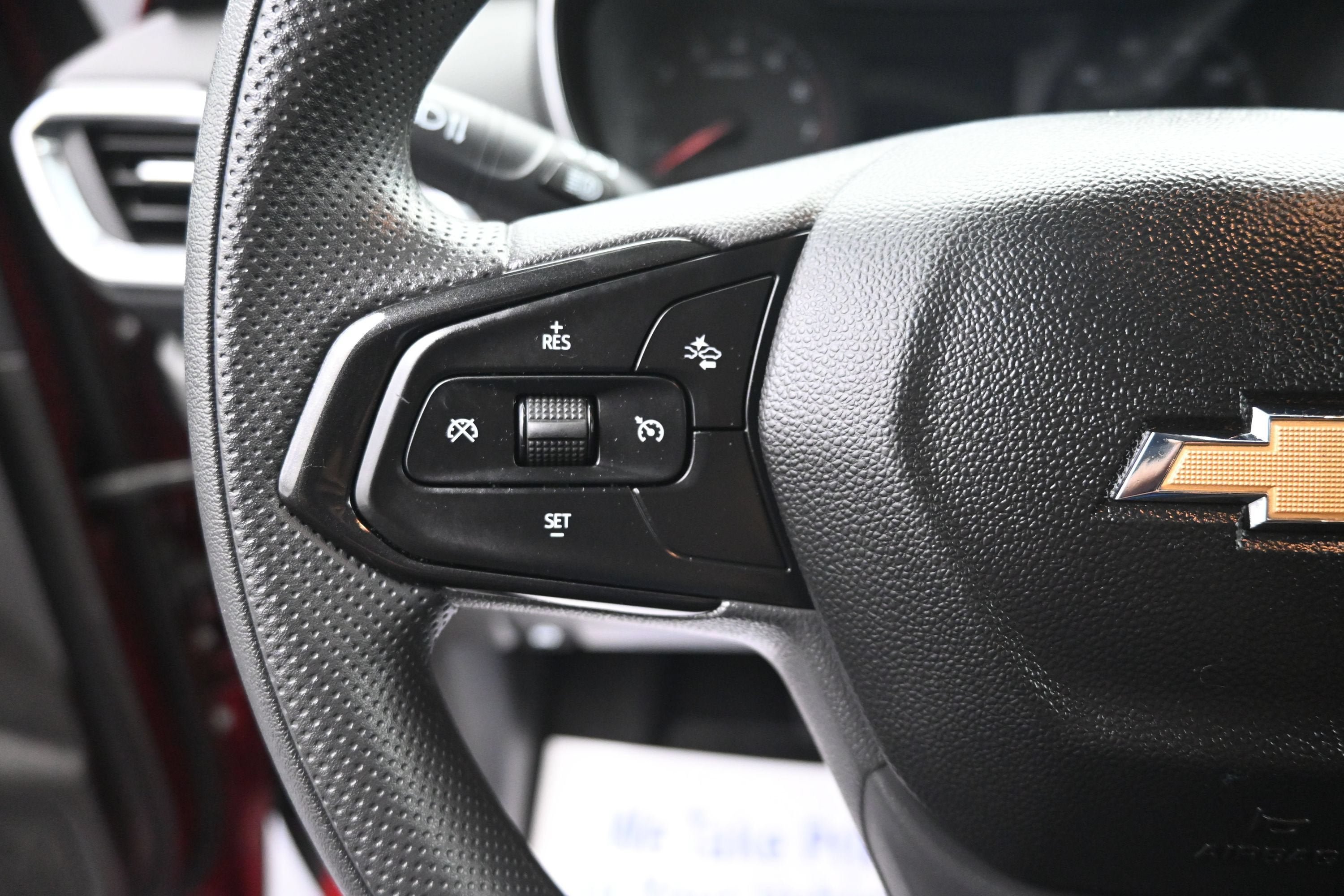 Used 2023 Chevrolet TrailBlazer LT FWD image 13