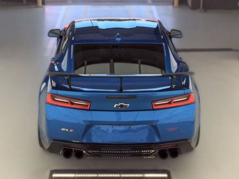 Used 2018 Chevrolet Camaro ZL1 RWD image 3