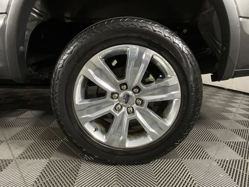 Used 2019 Ford F150 Platinum w/ Equipment Group 701A Luxury AWD/4WD image 10