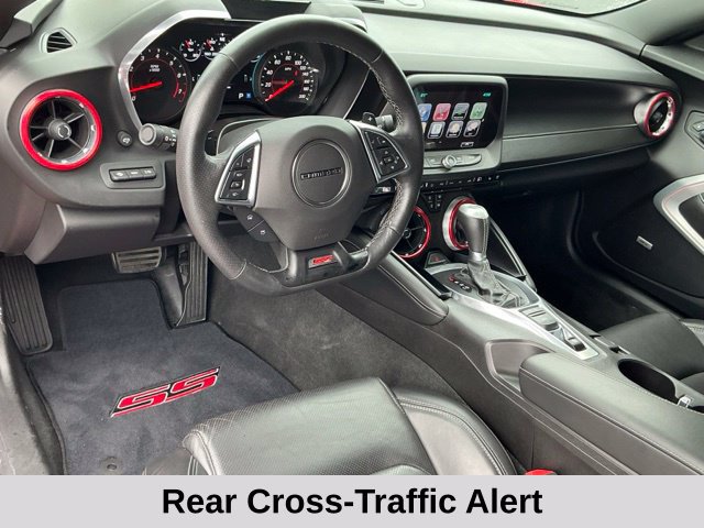 Used 2016 Chevrolet Camaro SS RWD image 18