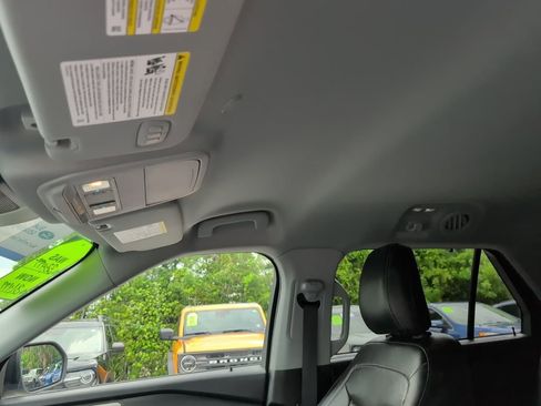 Certified 2023 Ford Explorer Limited w/ Equipment Group 301A image 10