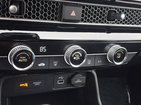 Used 2023 Honda Civic Sport image 16