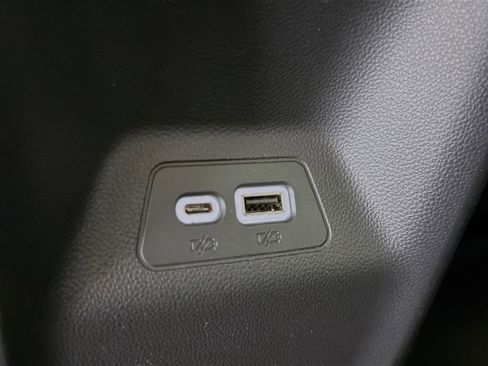 Used 2023 Buick Envision Essence w/ Sport Touring Package image 30