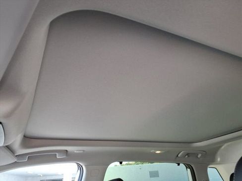 New 2026 Nissan Rogue Platinum w/ Platinum Premium Package image 9