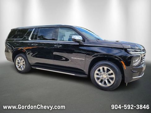 New 2025 Chevrolet Suburban Premier image 10