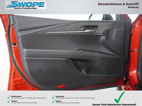 Used 2025 Toyota Camry LE FWD image 13