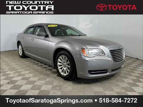 Used 2014 Chrysler 300 RWD image 1
