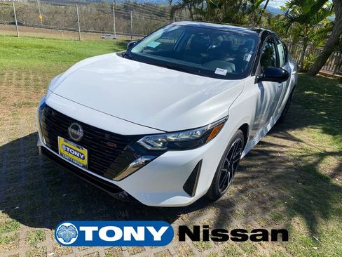 New 2025 Nissan Sentra SR w/ SR Premium Package image 21