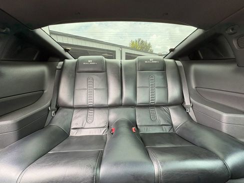 Used 2005 Ford Mustang GT RWD image 14