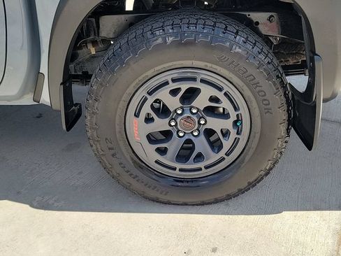 Used 2026 Nissan Frontier PRO-4X w/ Pro Premium Package AWD/4WD image 10