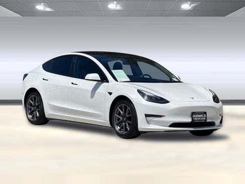 Used 2022 Tesla Model 3 Long Range AWD/4WD image 6