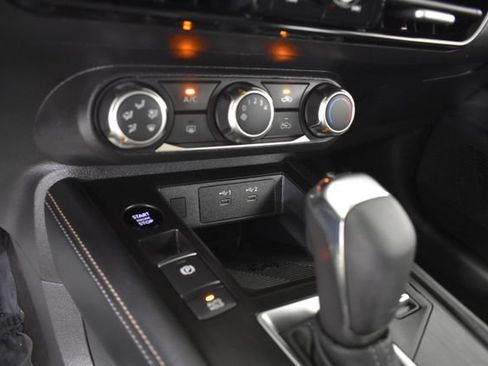 Certified 2025 Nissan Kicks SV AWD/4WD image 15
