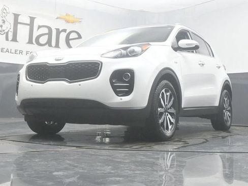 Used 2017 Kia Sportage EX w/ EX Technology Package AWD/4WD image 4