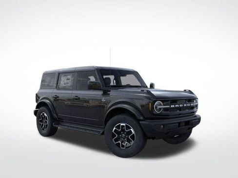 New 2026 Ford Bronco Outer Banks AWD/4WD image 8