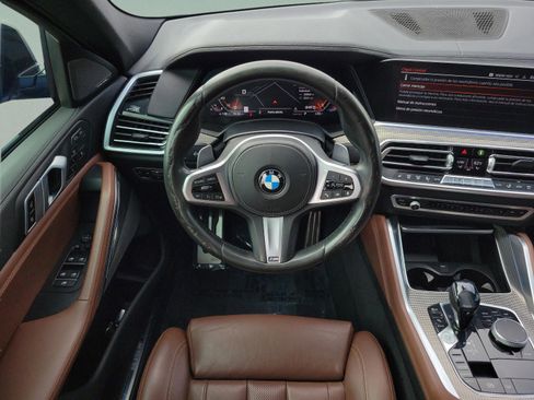 Used 2020 BMW X6 M50i image 11