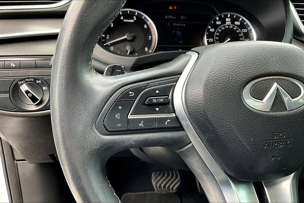Used 2023 INFINITI QX50 Luxe FWD image 11