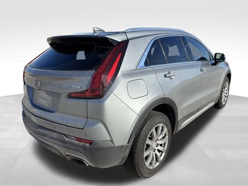 Used 2023 Cadillac XT4 Premium Luxury image 4