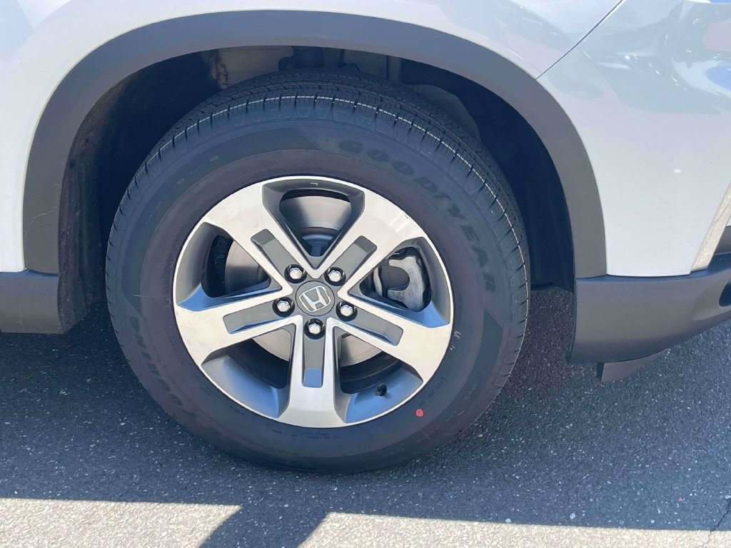 Certified 2025 Honda Pilot EX-L image 8