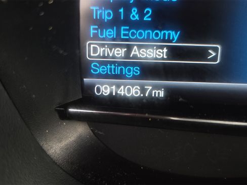 Used 2019 Ford Explorer Limited w/ Class III Trailer Tow Package image 11