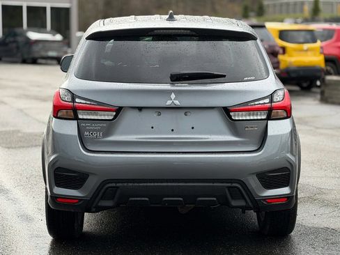 Used 2025 Mitsubishi Outlander Sport ES AWD/4WD image 4