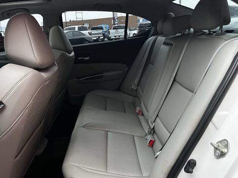 Used 2015 Acura TLX FWD image 12