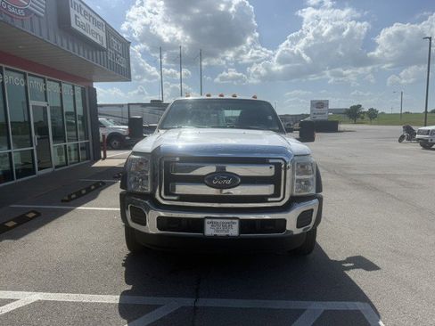 Used 2016 Ford F550 4x4 Crew Cab Super Duty image 11