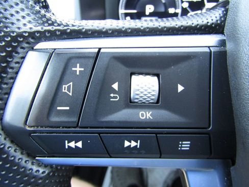 Used 2024 Mitsubishi Outlander SEL AWD/4WD image 25